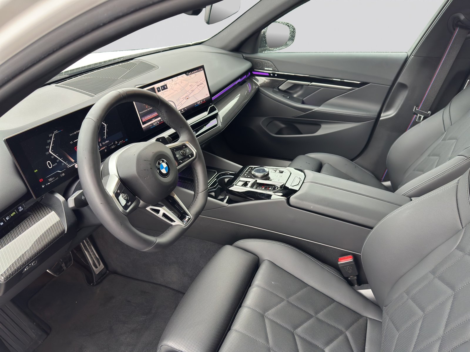 BMW 520i 48V M Sport Pro Steptronic, Mild-Hybrid Benzin/Elektro, Occasion / Gebraucht, Automatik - 7