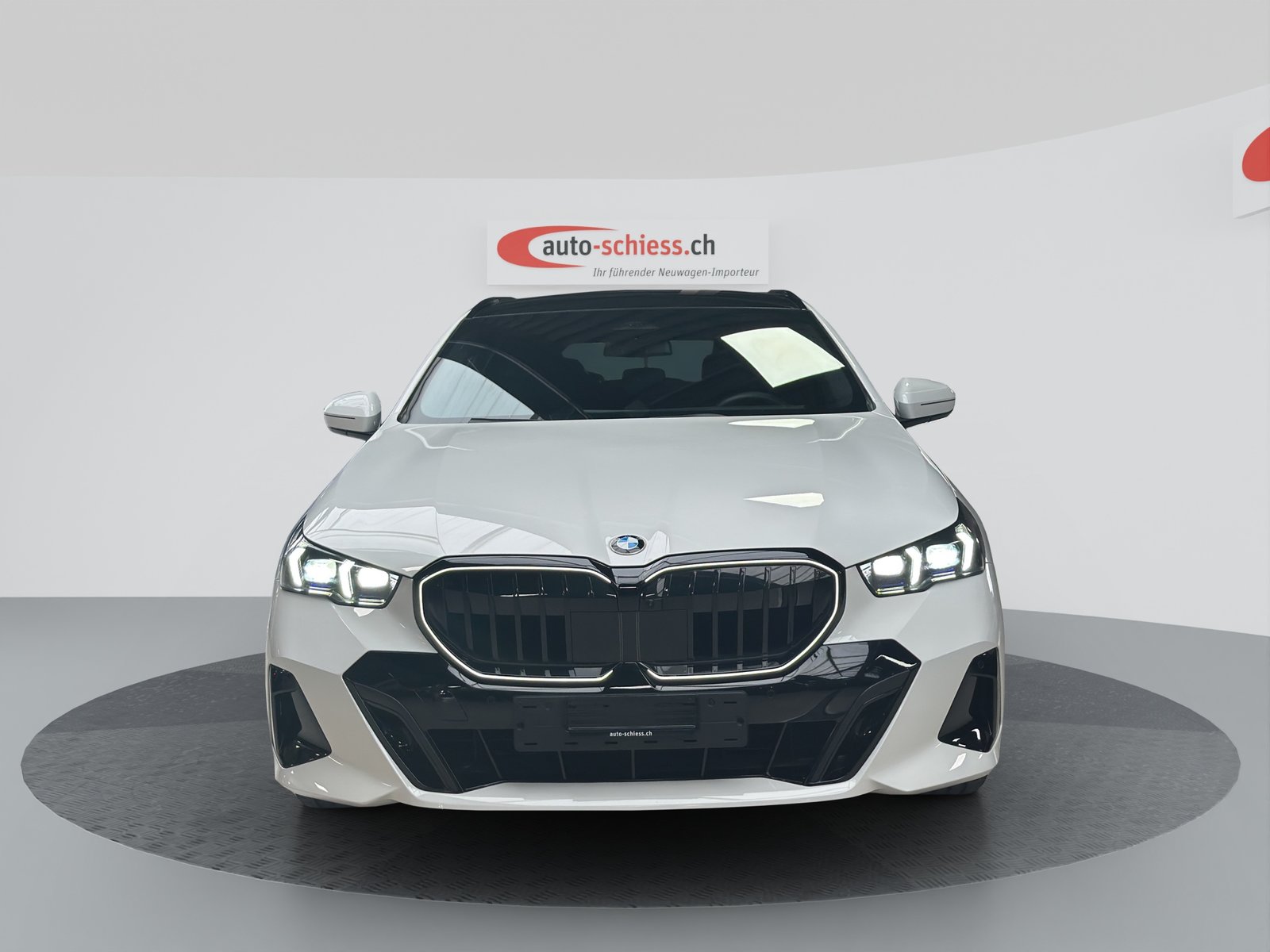 BMW 520i M Sport M Sport Pro Mild Hybrid, Mild-Hybrid Petrol/Electric, Second hand / Used, Automatic - 2