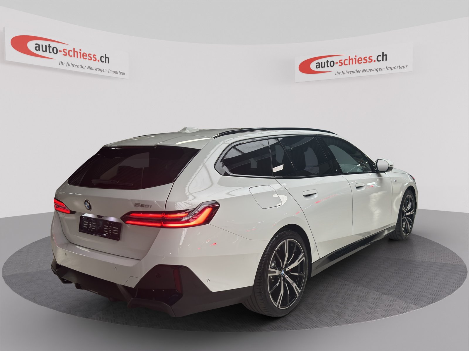 BMW 520i M Sport M Sport Pro Mild Hybrid, Mild-Hybrid Petrol/Electric, Second hand / Used, Automatic - 5
