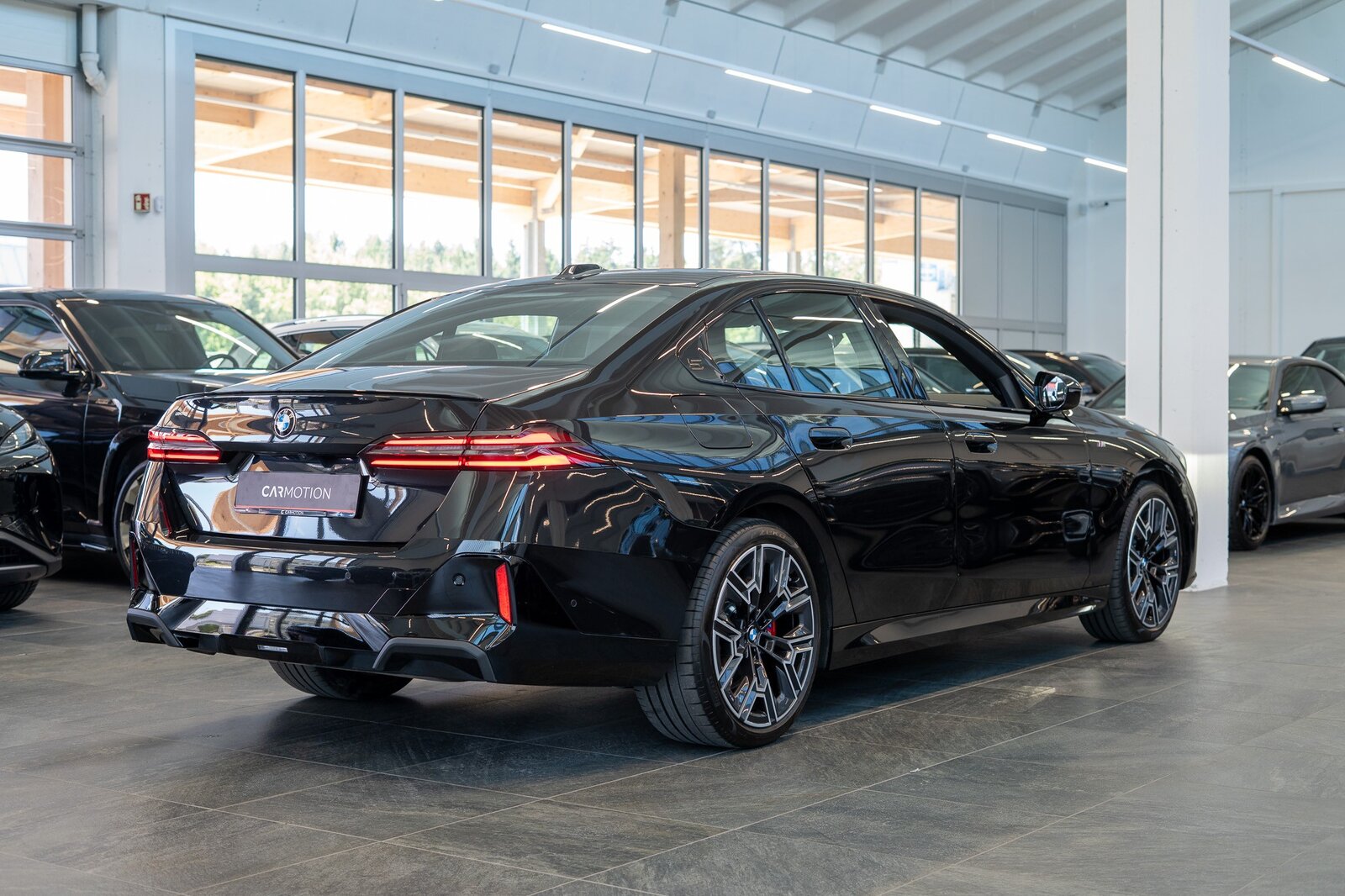 BMW 520i M Sport / Iconic Glow / 4-Zonen Klima / Harman Kard, Benzin, Occasion / Gebraucht, Automatik - 7
