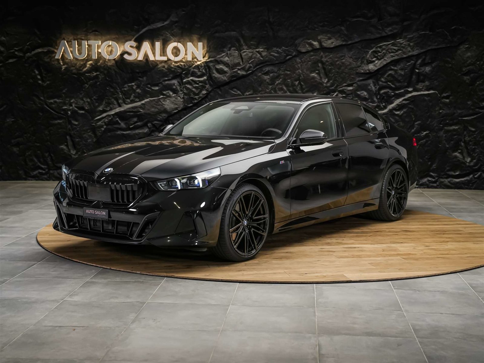 BMW 520d M Sport Steptronic *21 Felgen*All Black*Driv