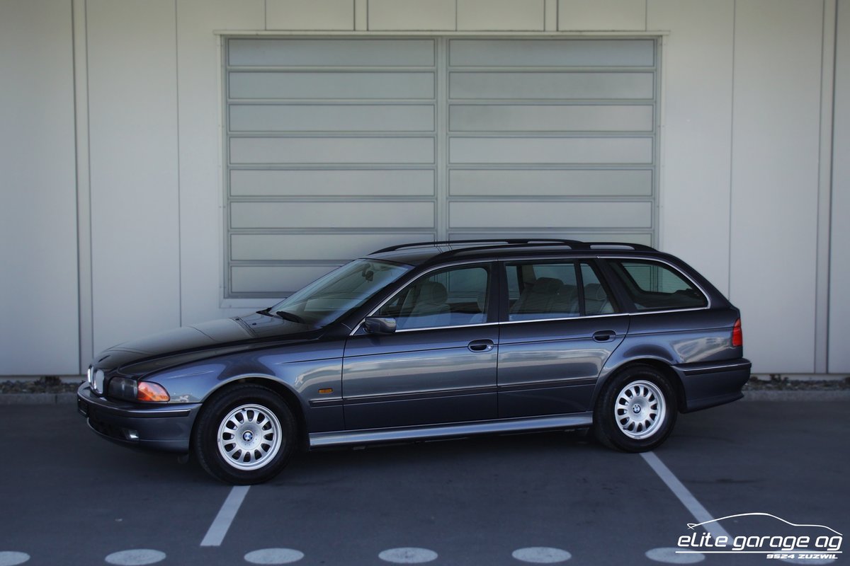 BMW 523i Touring