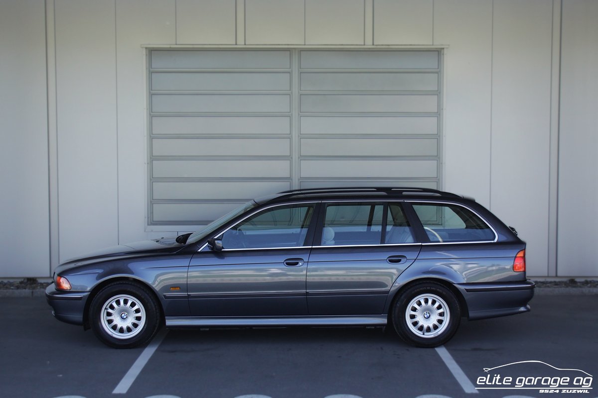 BMW 523i Touring, Essence, Occasion / Utilisé, Automatique - 2