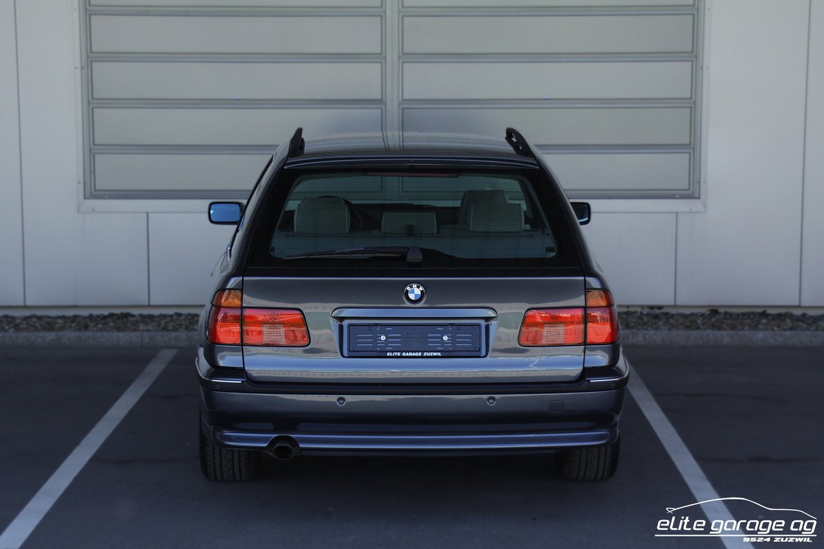BMW 523i Touring, Essence, Occasion / Utilisé, Automatique - 4