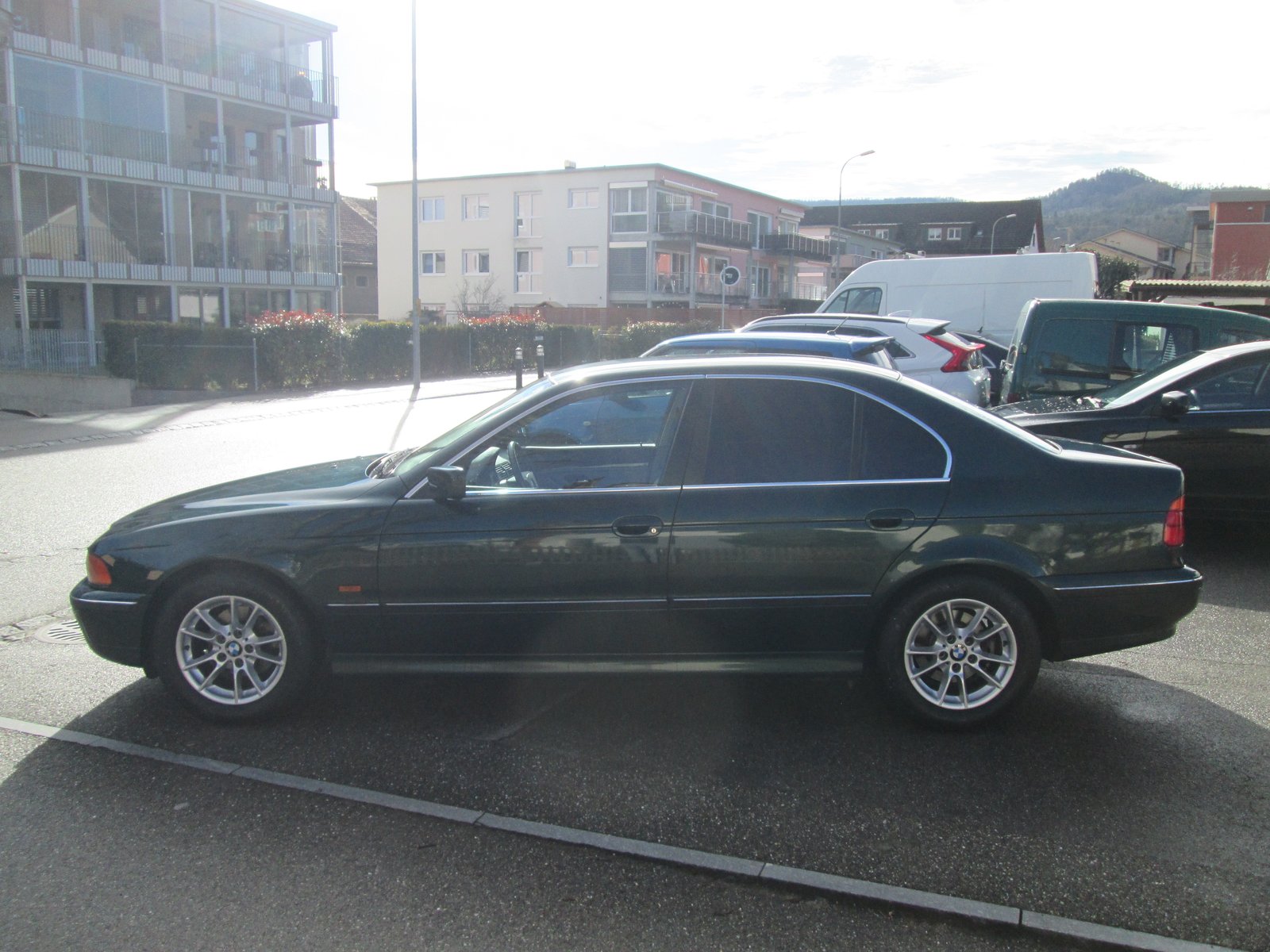 BMW 523i, Petrol, Second hand / Used, Automatic - 2