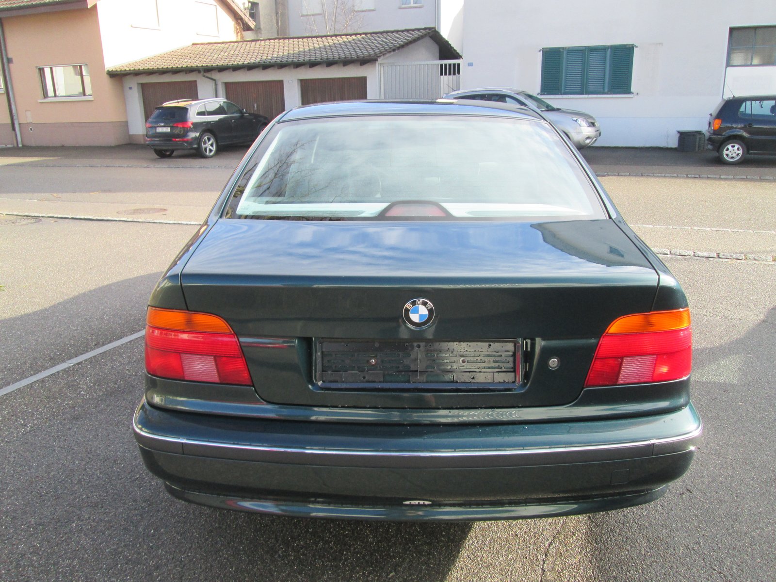 BMW 523i, Petrol, Second hand / Used, Automatic - 4