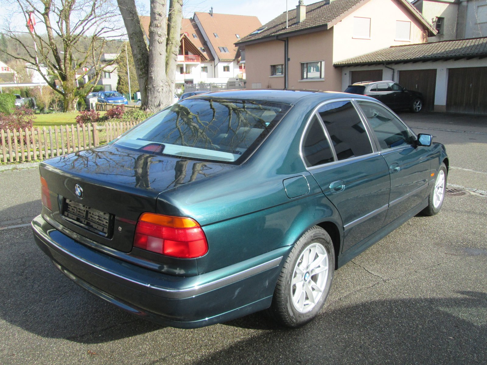 BMW 523i, Petrol, Second hand / Used, Automatic - 5