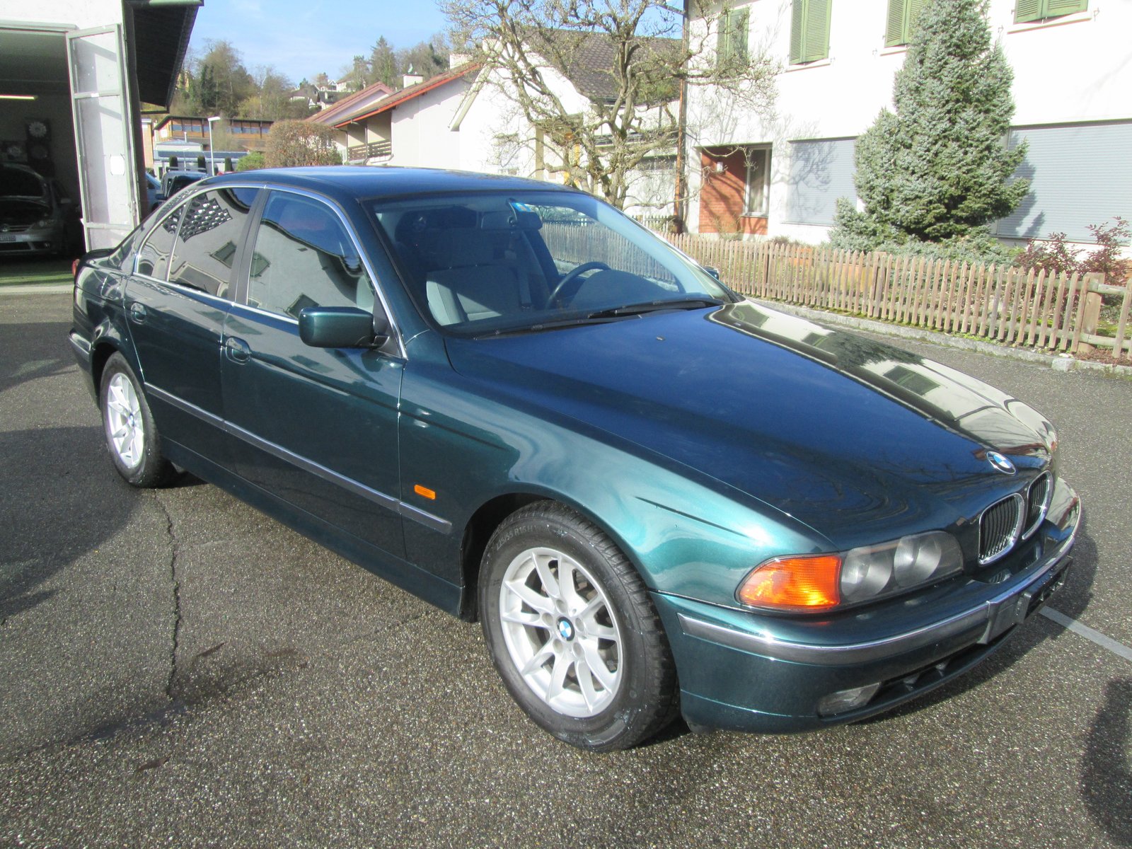 BMW 523i, Petrol, Second hand / Used, Automatic - 7