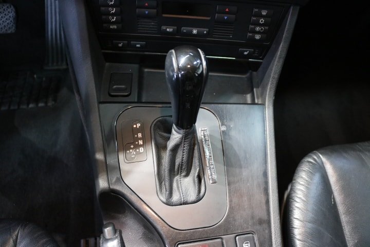 BMW 523i, Benzina, Occasioni / Usate, Automatico - 6