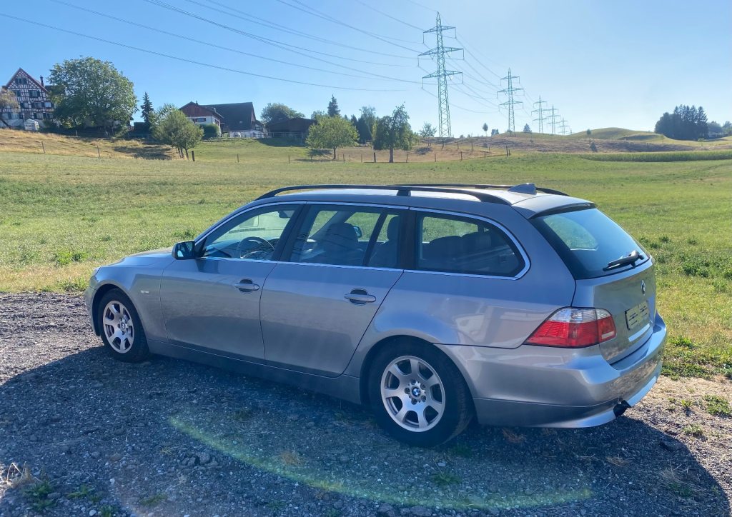 BMW 525 i, Petrol, Second hand / Used, Automatic - 2
