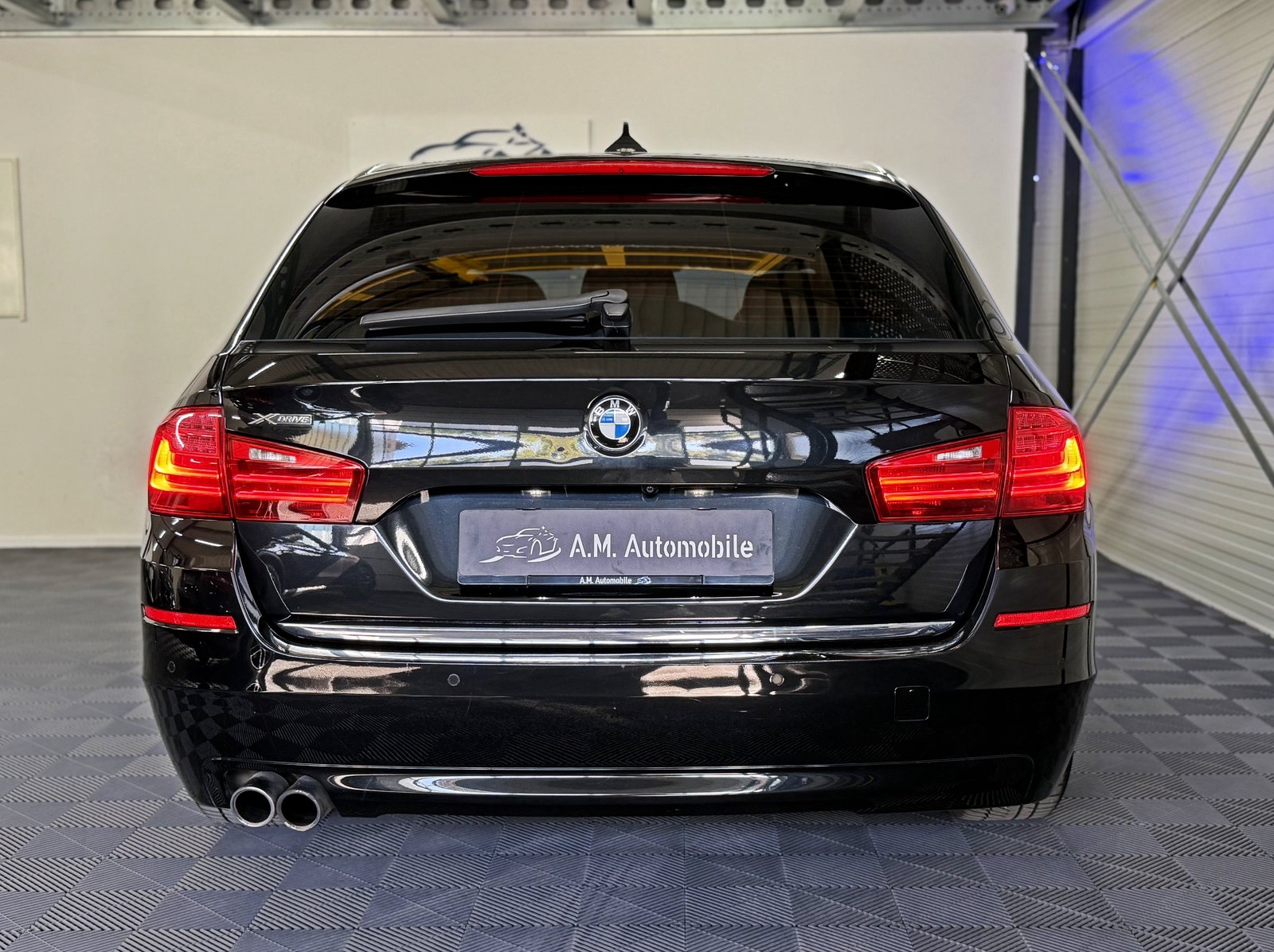 BMW 525d Touring Luxury Line Steptronic, Diesel, Occasion / Utilisé, Automatique - 7