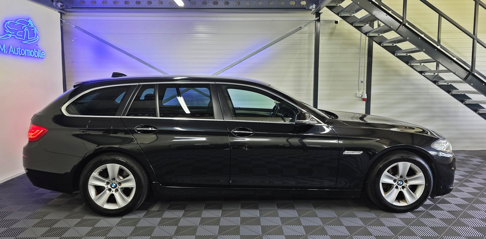 BMW 525d Touring Steptronic, Diesel, Occasion / Utilisé, Automatique - 4