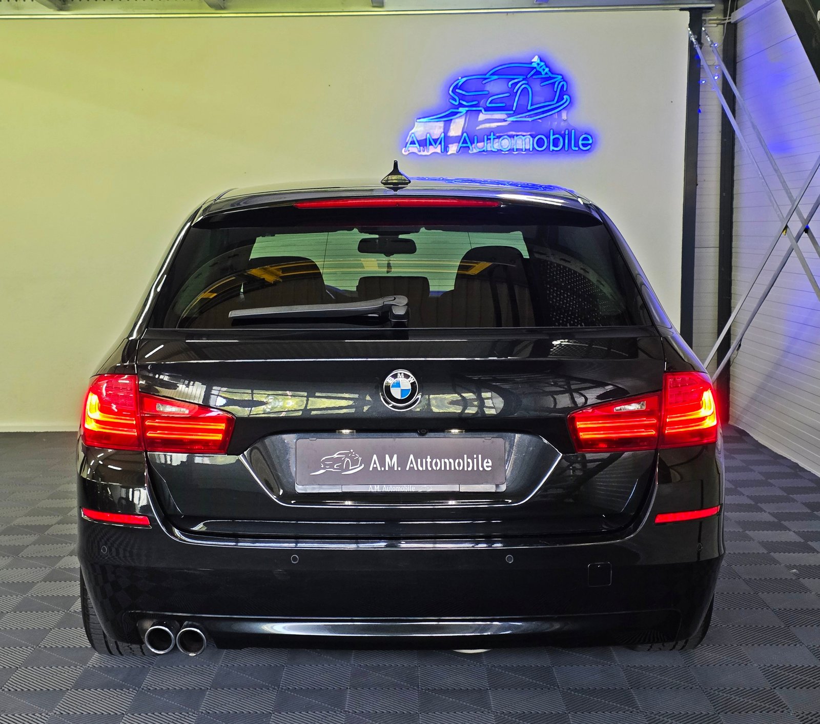 BMW 525d Touring Steptronic, Diesel, Occasion / Utilisé, Automatique - 7