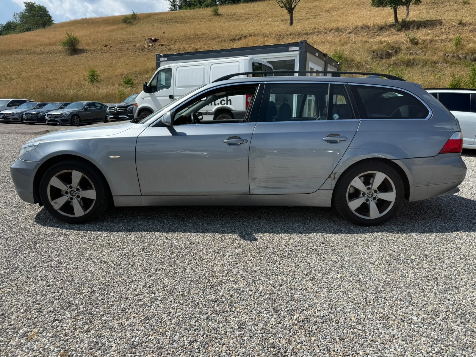 BMW 525xi Touring, Petrol, Second hand / Used, Automatic - 2