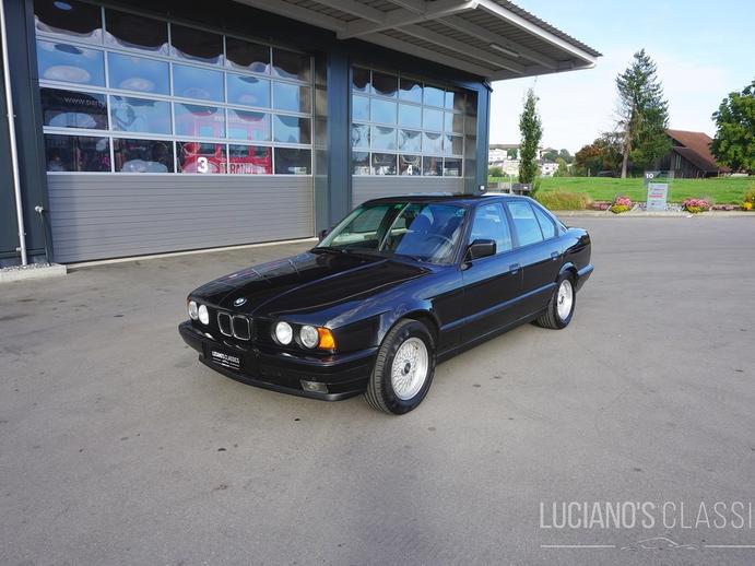 BMW 525i 24V A, Benzina, Occasioni / Usate, Automatico