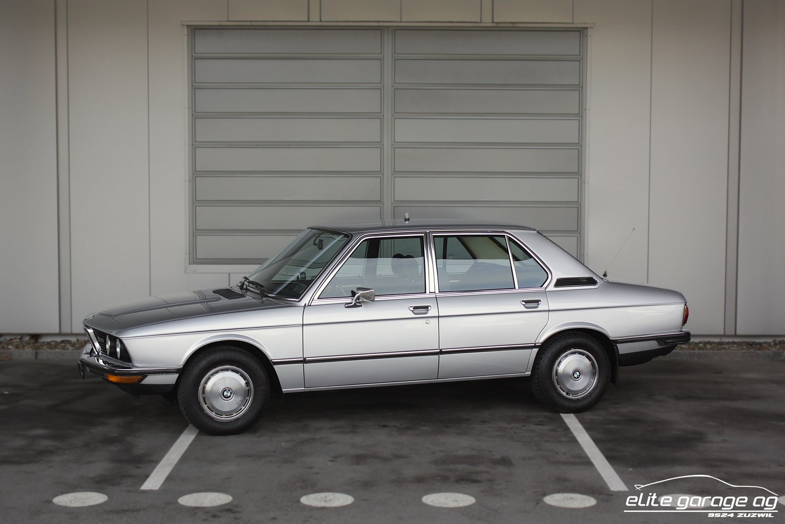 BMW 525 E12 ex Polizeiauto (wie Derrick) VETERANENGEPRÜFT