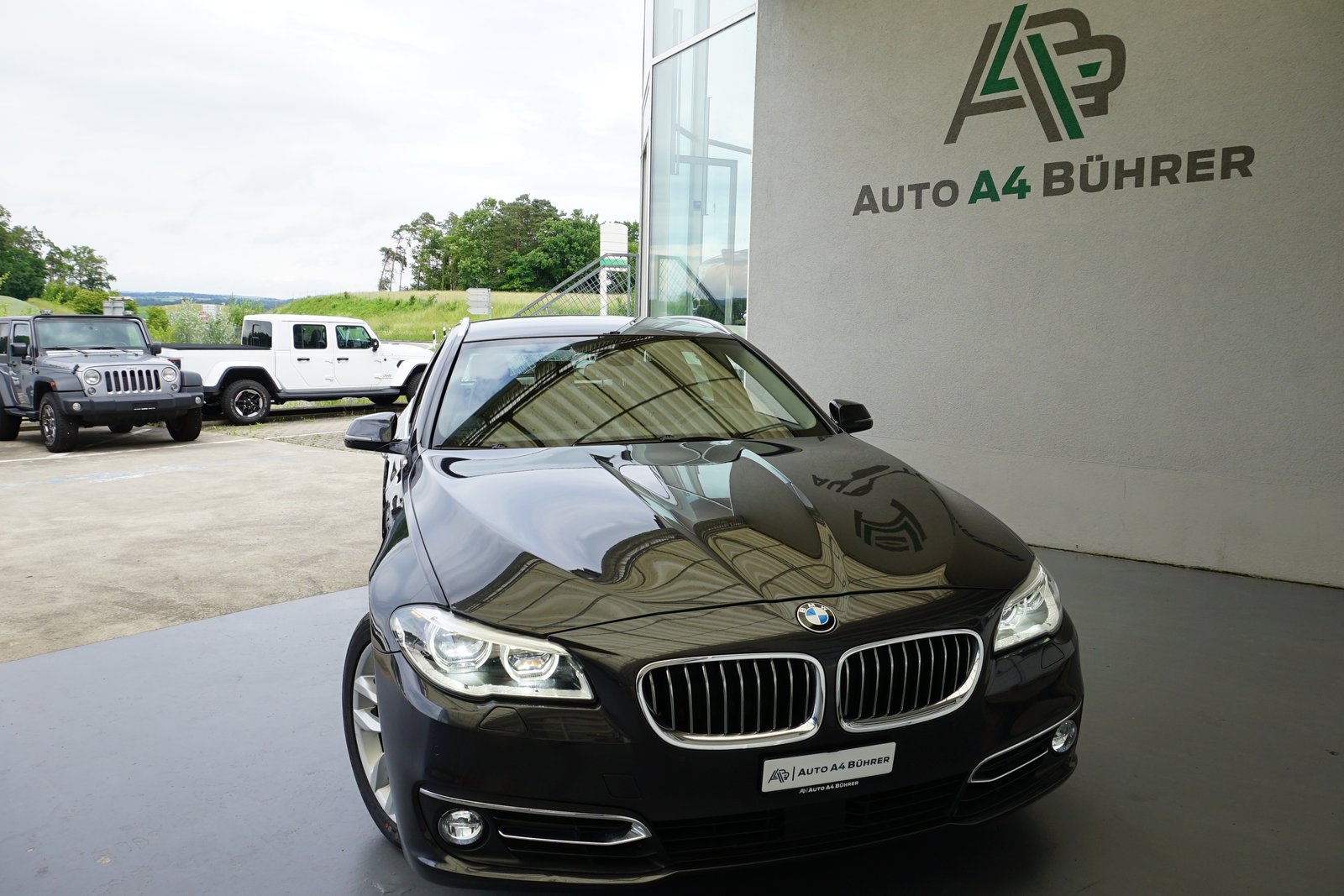 BMW 528i Touring Luxury 245PS mit Abstandsregeltempom, Benzina, Occasioni / Usate, Automatico - 4
