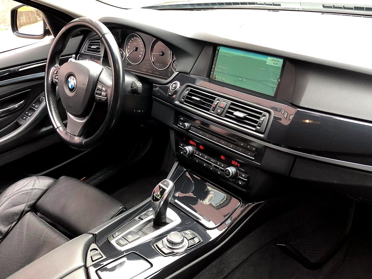 BMW 528i Touring Steptronic SAG, Benzina, Occasioni / Usate, Automatico - 5