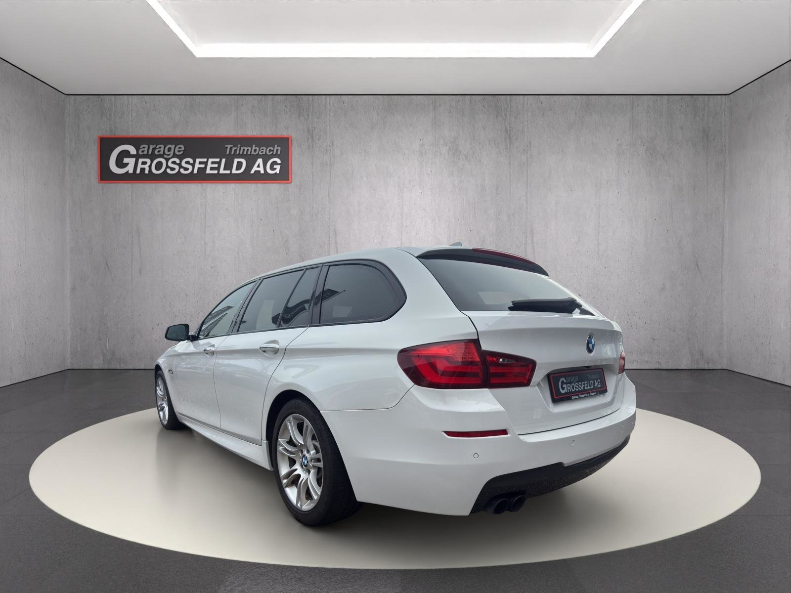 BMW 528i SAG Touring, Petrol, Second hand / Used, Automatic - 4