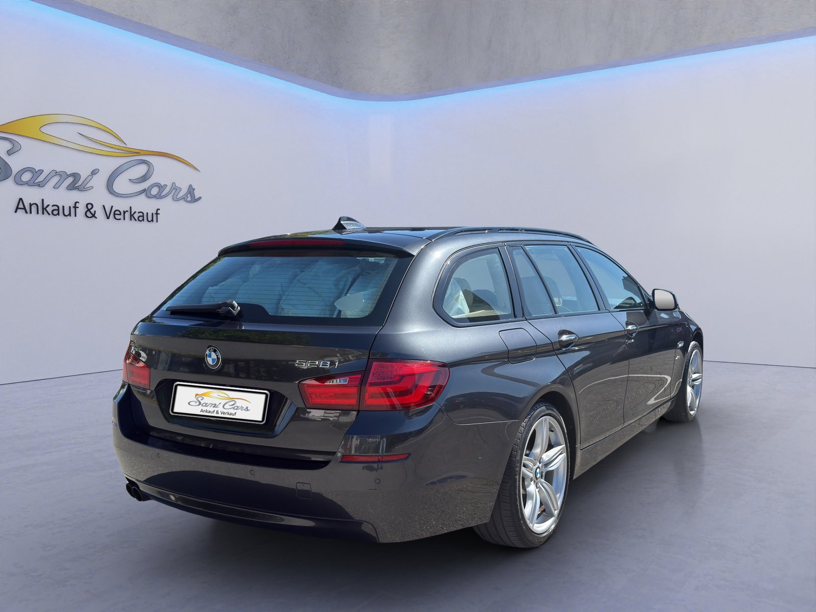 BMW 528i Touring Steptronic, Benzin, Occasion / Gebraucht, Automatik - 6
