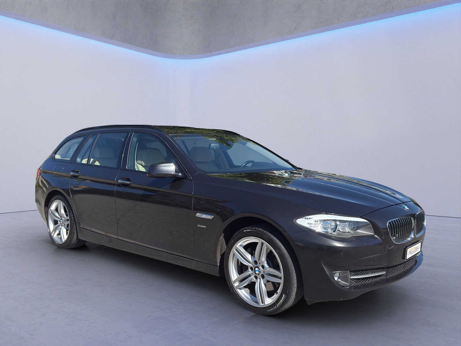 BMW 528i Touring Steptronic, Benzin, Occasion / Gebraucht, Automatik - 7