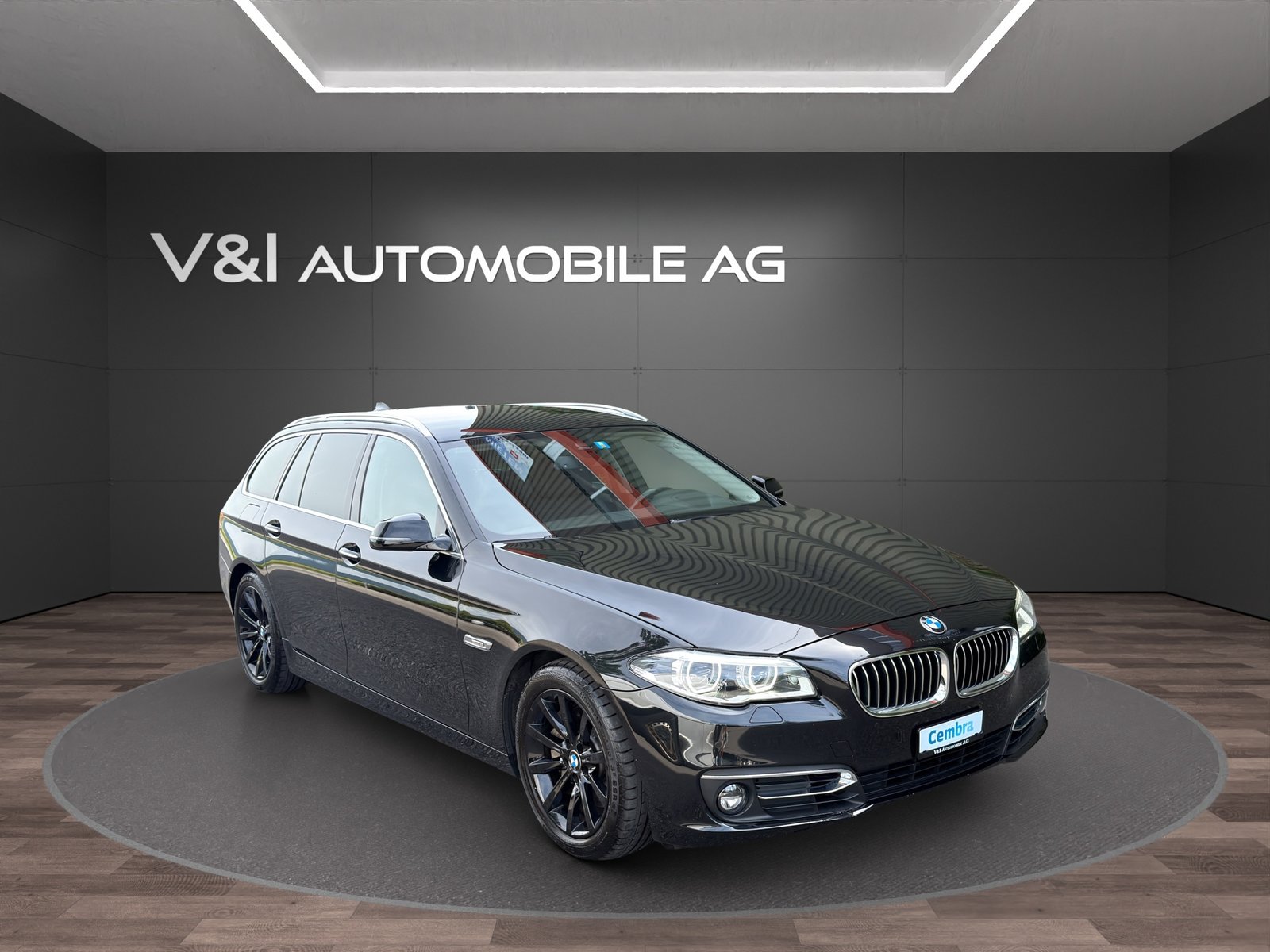BMW 528i Touring Luxury Line Steptronic, Petrol, Second hand / Used, Automatic - 2
