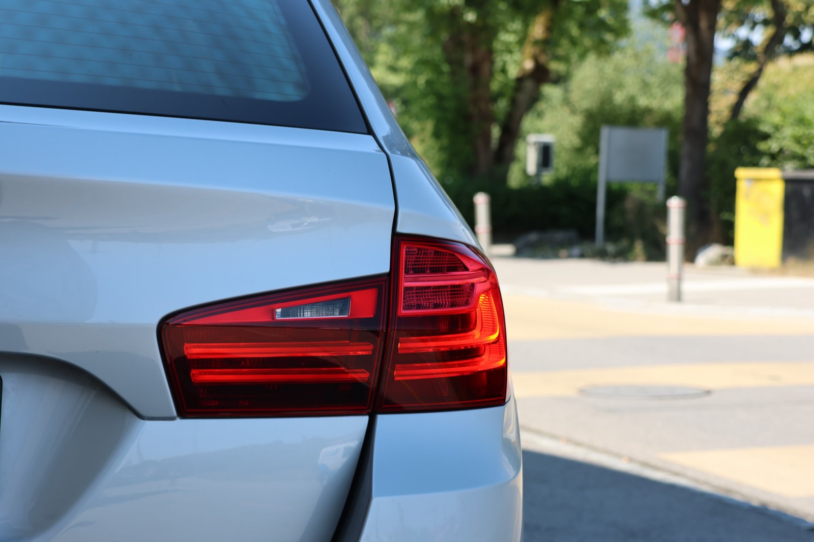 BMW 528i Touring M-Sport Modern Line Steptronic, Benzin, Occasion / Gebraucht, Automatik - 6