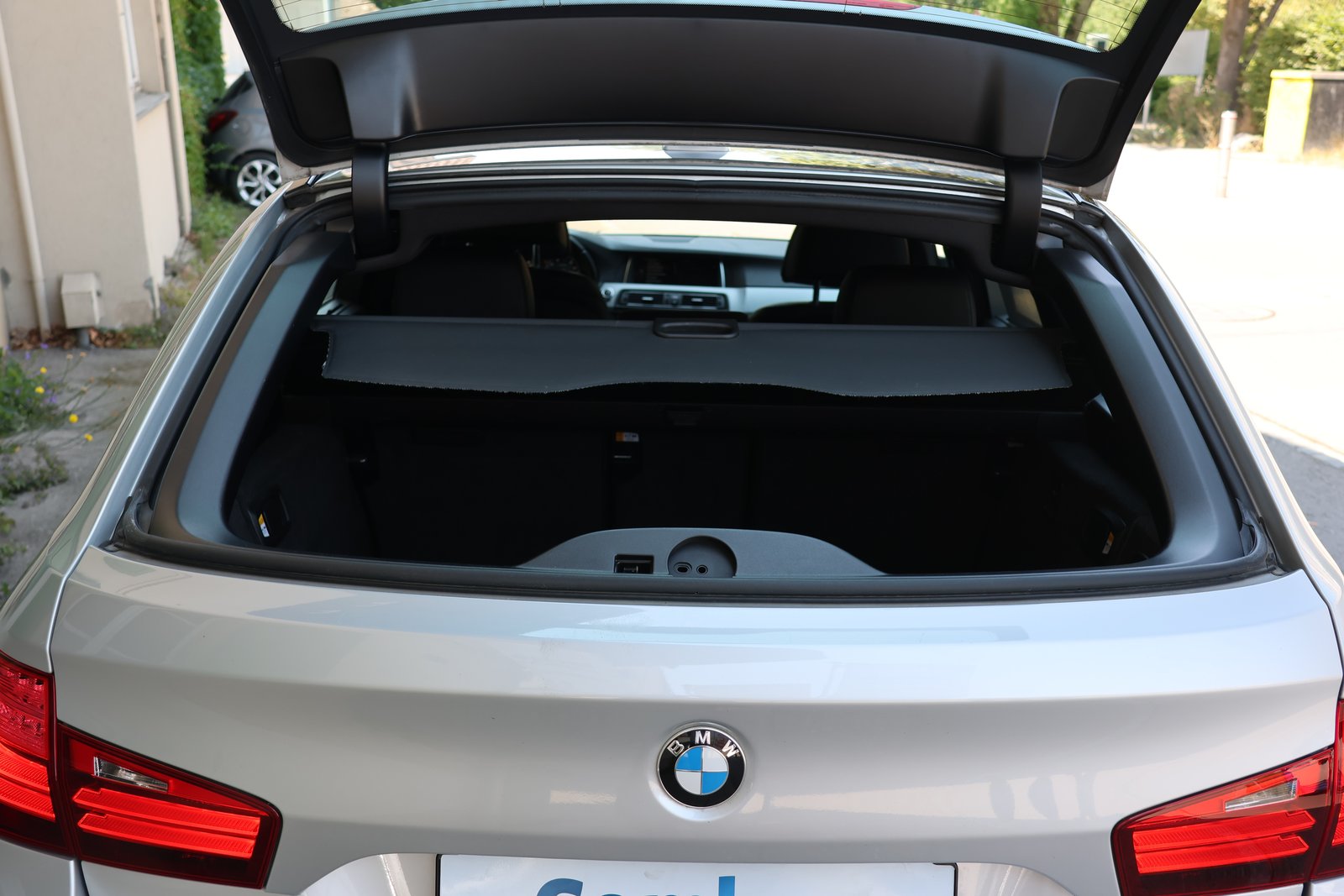 BMW 528i Touring M-Sport Modern Line Steptronic, Benzin, Occasion / Gebraucht, Automatik - 7