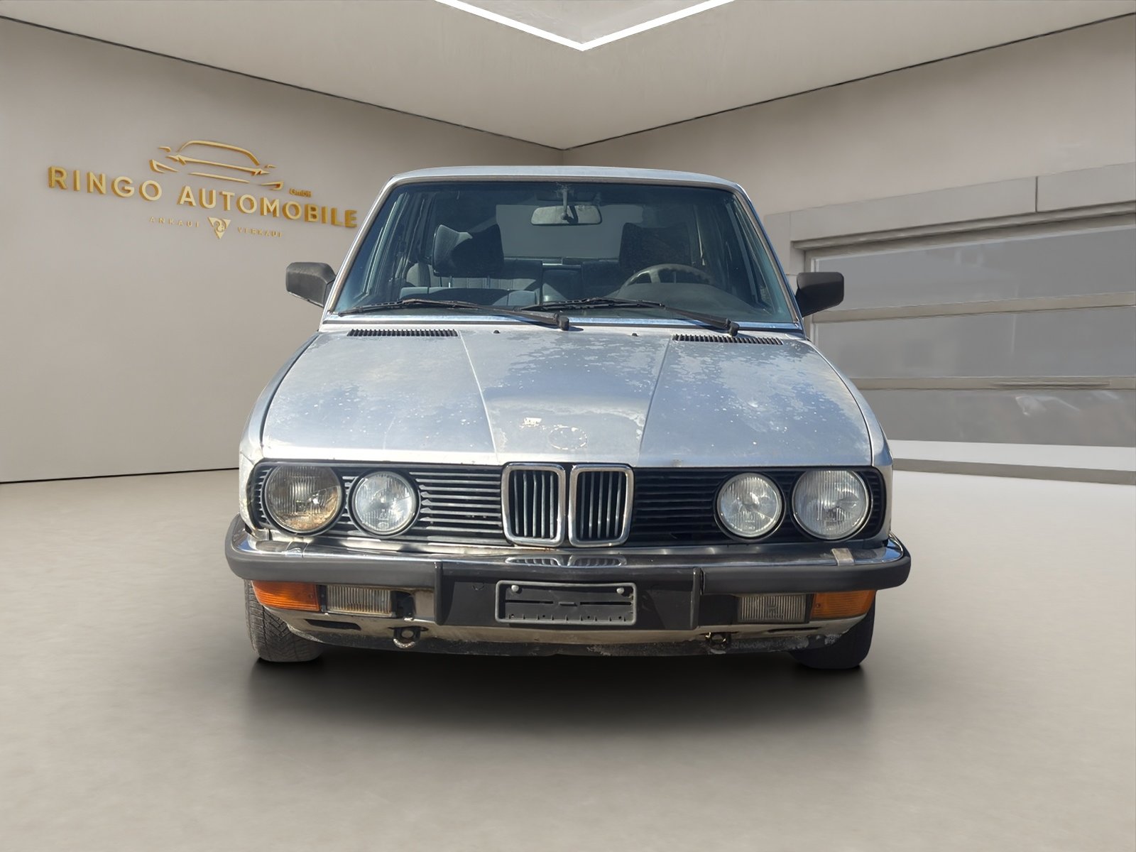 BMW 528i