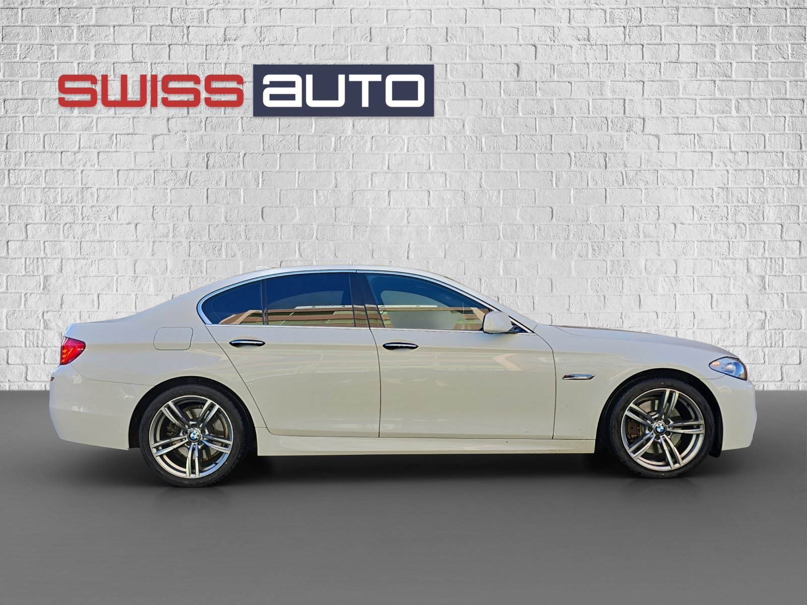 BMW 528i Steptronic, Petrol, Second hand / Used, Automatic - 4