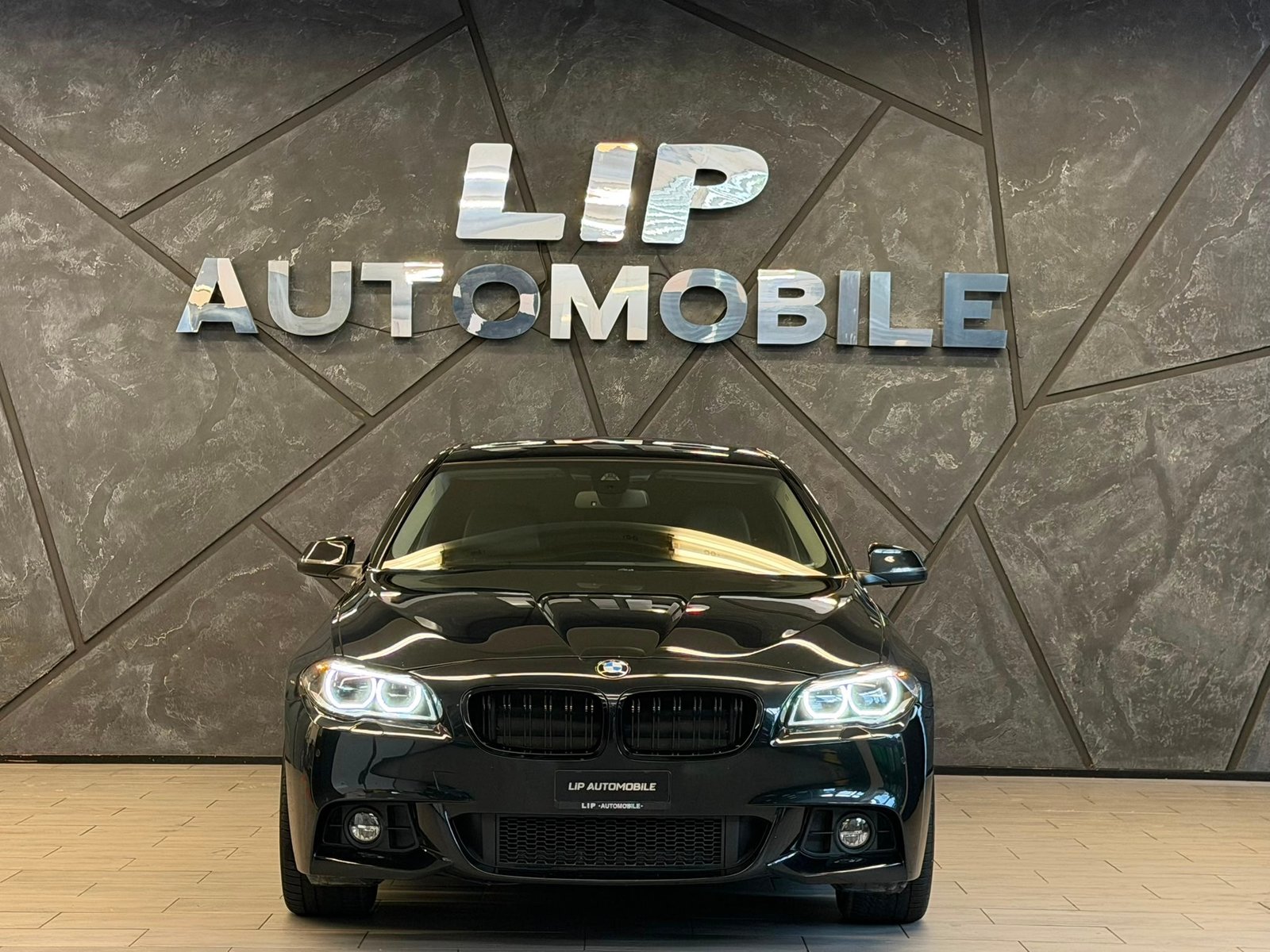 BMW 528i Steptronic, Benzin, Occasion / Gebraucht, Automatik - 2
