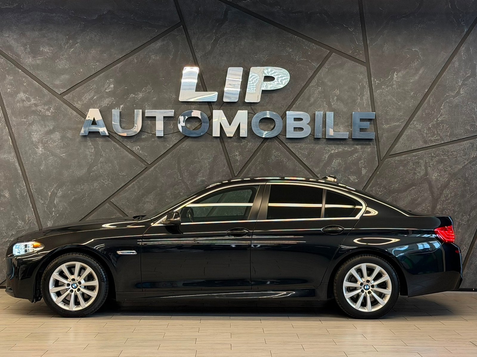 BMW 528i Steptronic, Benzin, Occasion / Gebraucht, Automatik - 5