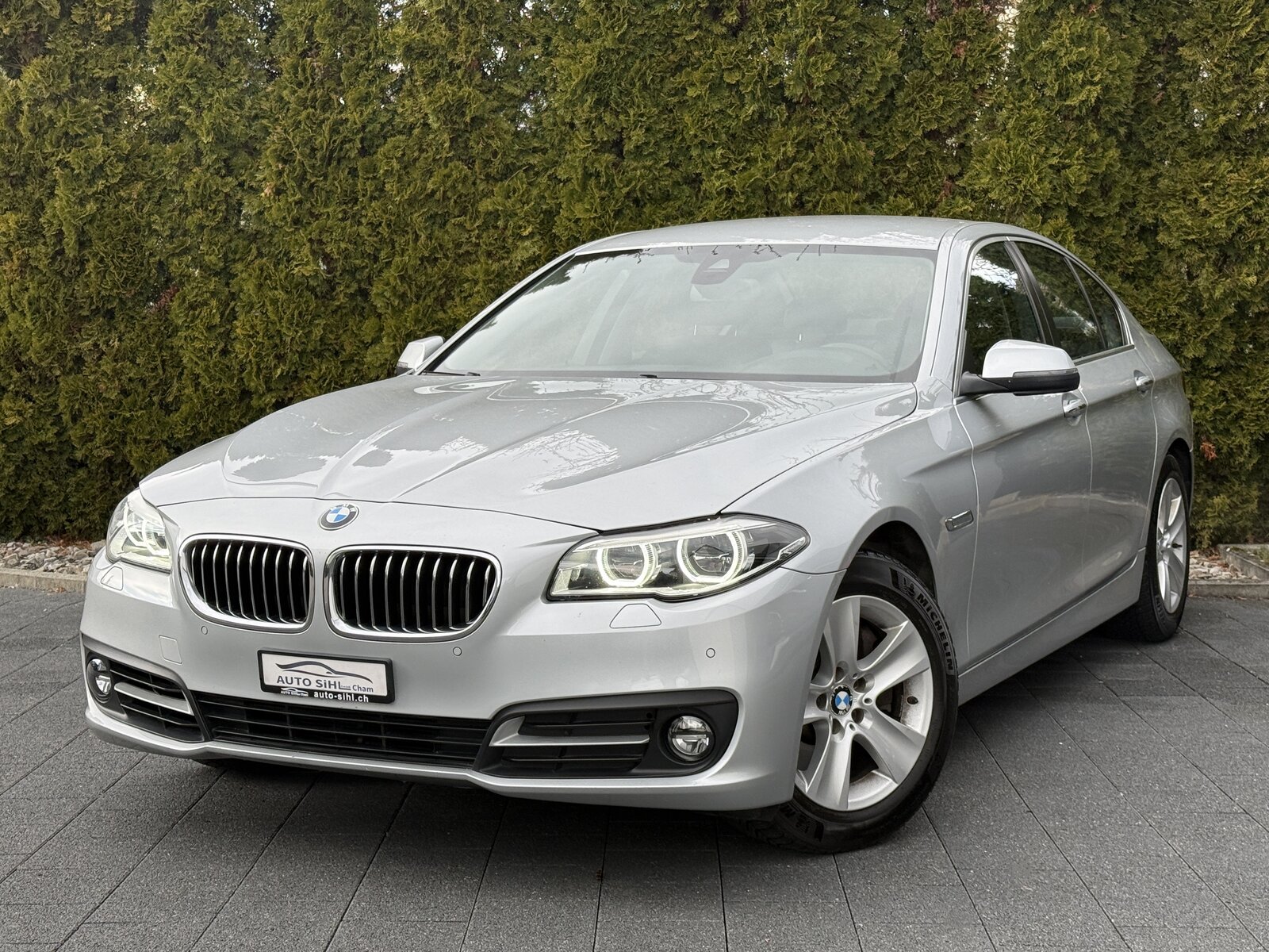 BMW 528i Steptronic, Essence, Occasion / Utilisé, Automatique - 2