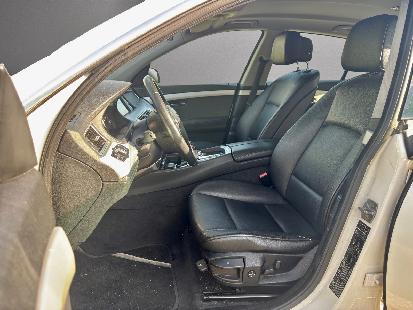 BMW 530d GT M-Sport Paket Steptronic, Diesel, Occasion / Gebraucht, Automatik - 7