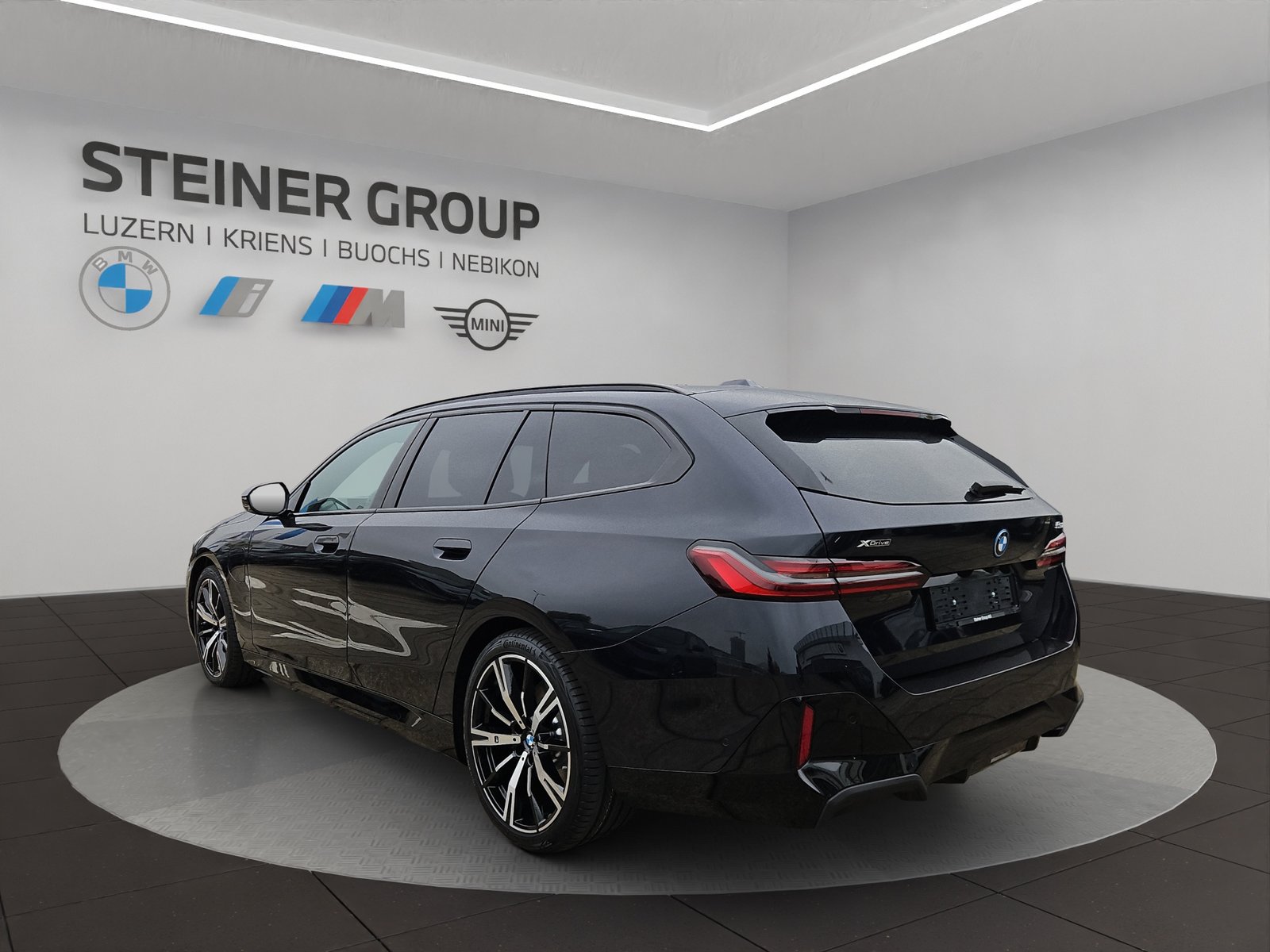BMW 530e Touring M Sport Pro Steptronic, Plug-in-Hybrid Petrol/Electric, New car, Automatic - 5
