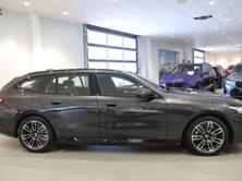 BMW 530e Touring M Sport Steptronic, Plug-in-Hybrid Benzina/Elettrica, Auto nuove, Automatico - 5