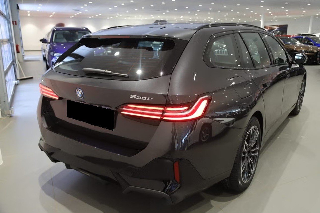 BMW 530e Touring M Sport Steptronic, Plug-in-Hybrid Petrol/Electric, New car, Automatic - 6