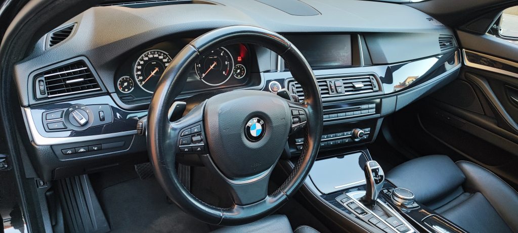 BMW 530d xDrive, Diesel, Occasion / Utilisé, Automatique - 5