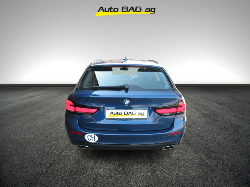 BMW 530d SAG Touring, Mild-Hybrid Diesel/Elektro, Occasion / Gebraucht, Automatik - 3