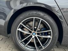 BMW 530e Touring M Sport Steptronic, Plug-in-Hybrid Benzin/Elektro, Occasion / Gebraucht, Automat - 5