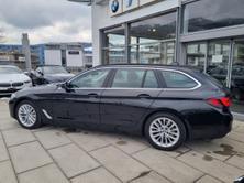 BMW 530d 48V Touring Steptronic, Mild-Hybrid Diesel/Electric, Second hand / Used, Automatic - 3