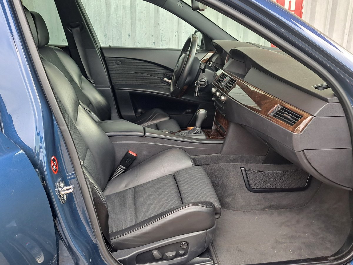 BMW 530xd Touring, Diesel, Occasion / Gebraucht, Automatik - 5