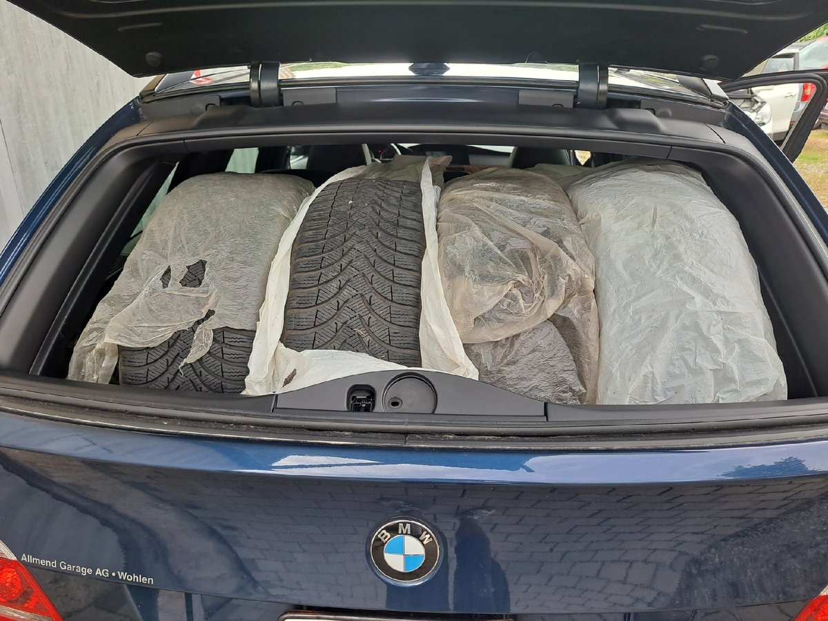 BMW 530xd Touring, Diesel, Occasion / Gebraucht, Automatik - 7