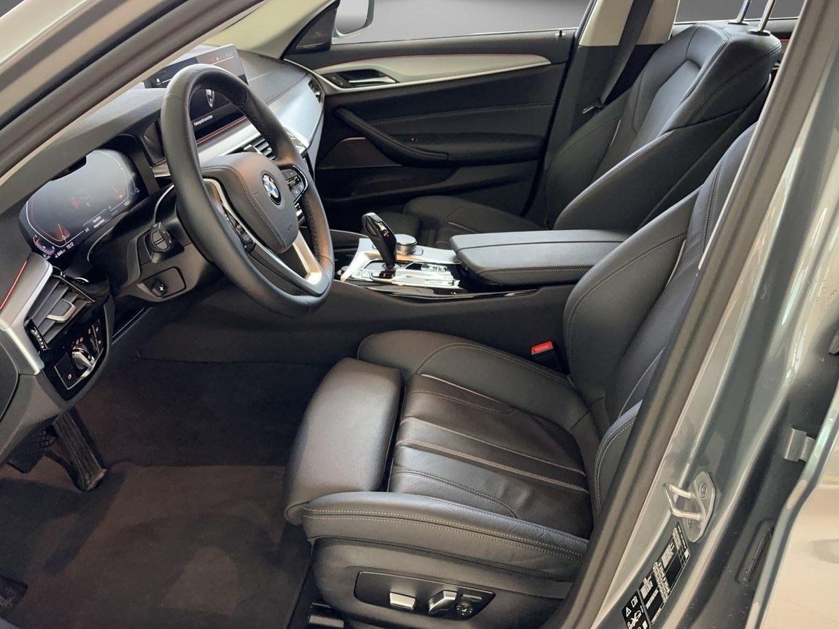 BMW 530d Touring, Mild-Hybrid Diesel/Elektro, Occasion / Gebraucht, Automatik - 6