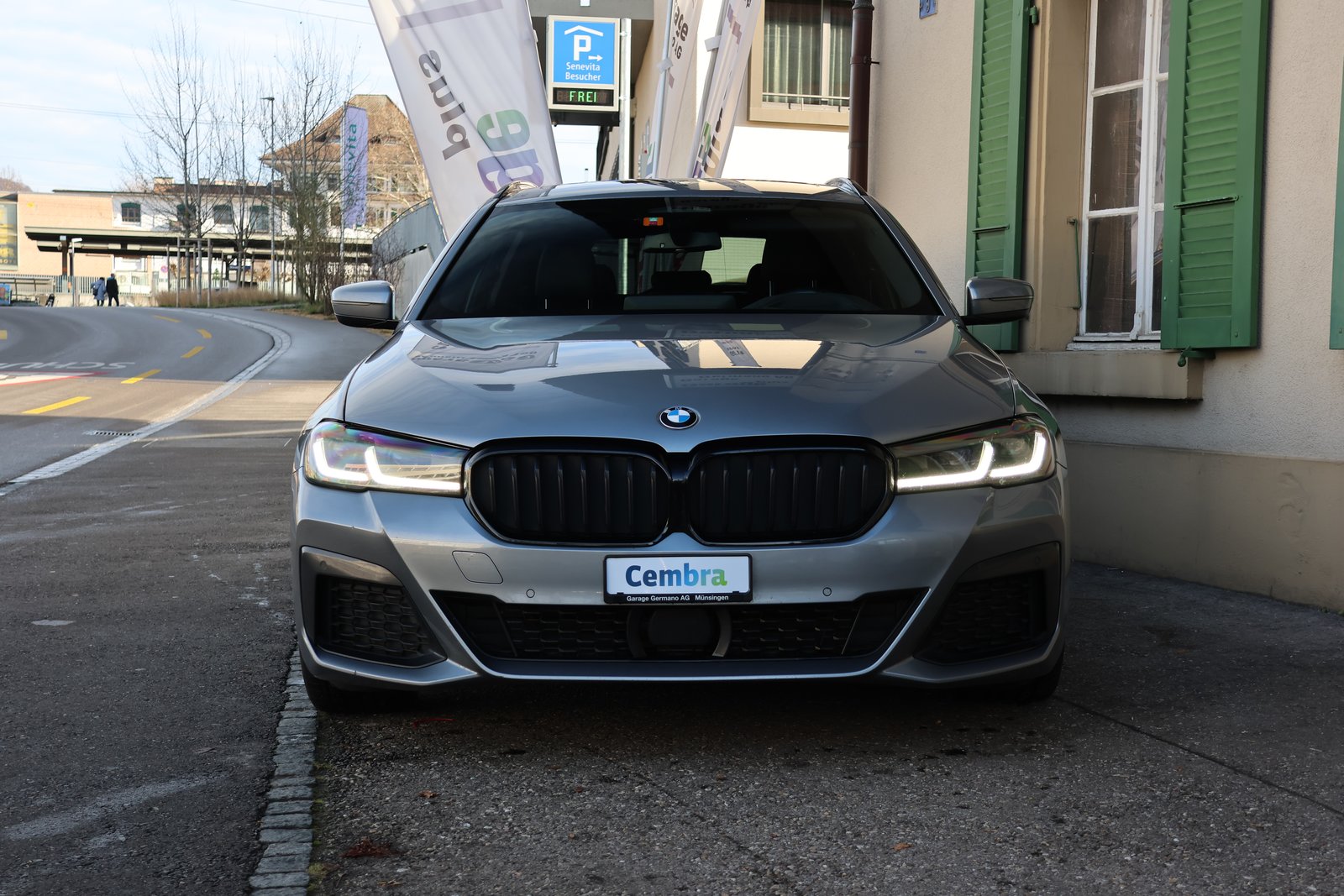 BMW 530d 48V Touring M Sport Pro Steptronic, Mild-Hybrid Diesel/Electric, Second hand / Used, Automatic - 2