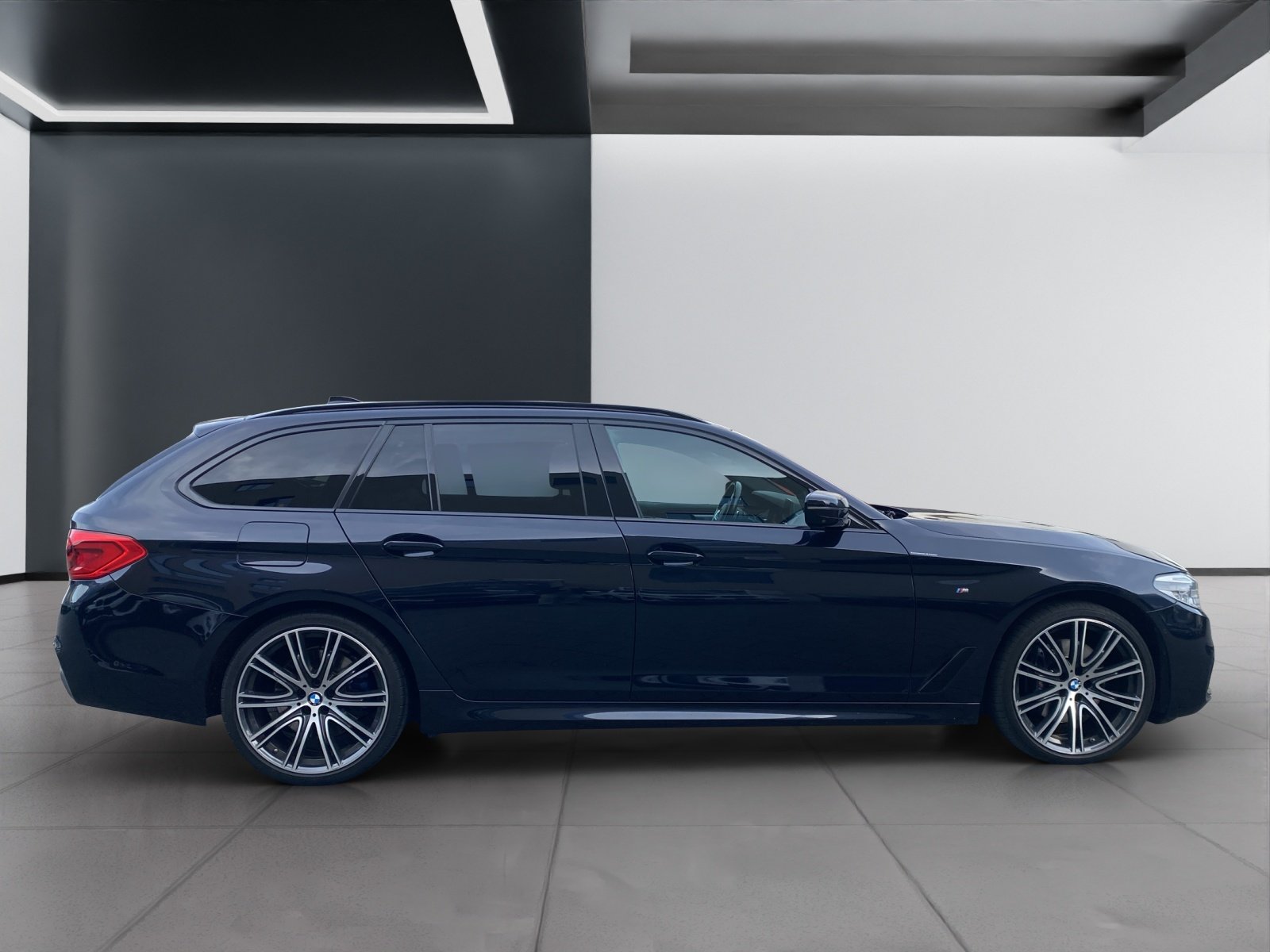 BMW 530d xDrive SAG Touring, Diesel, Second hand / Used, Automatic - 6