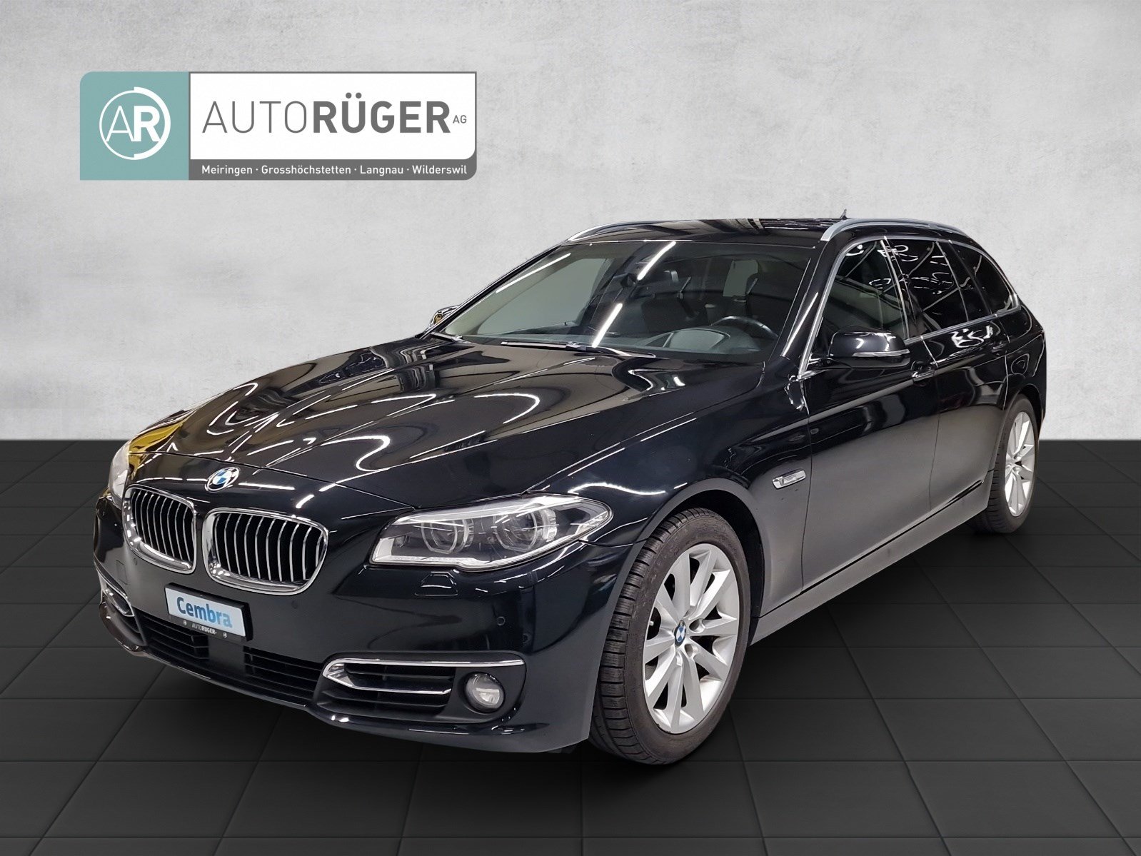 BMW 530d Touring Luxury Line Steptronic