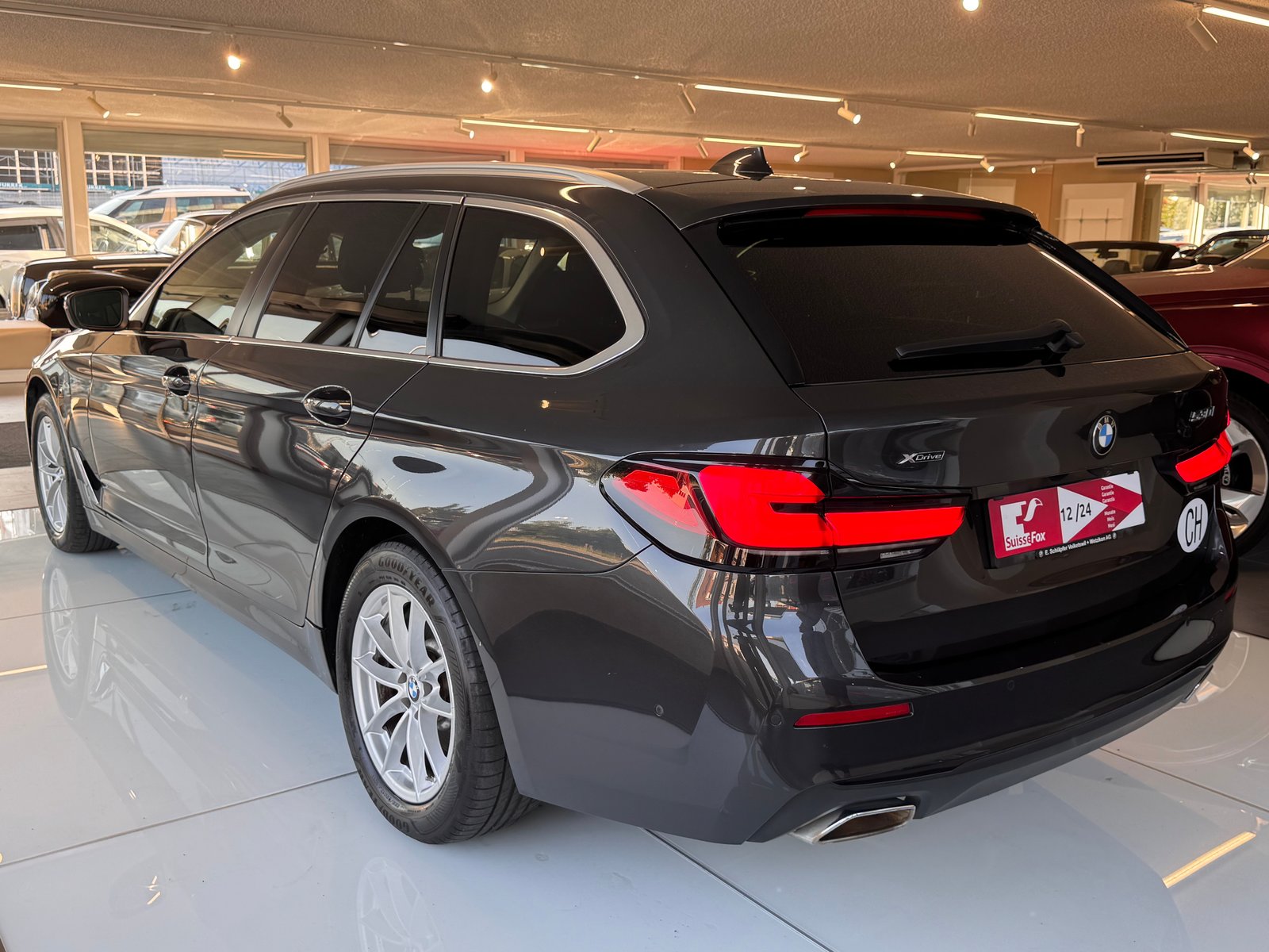 BMW 530i 48V Touring Steptronic, Hybride Léger Essence/Électricité, Occasion / Utilisé, Automatique - 7