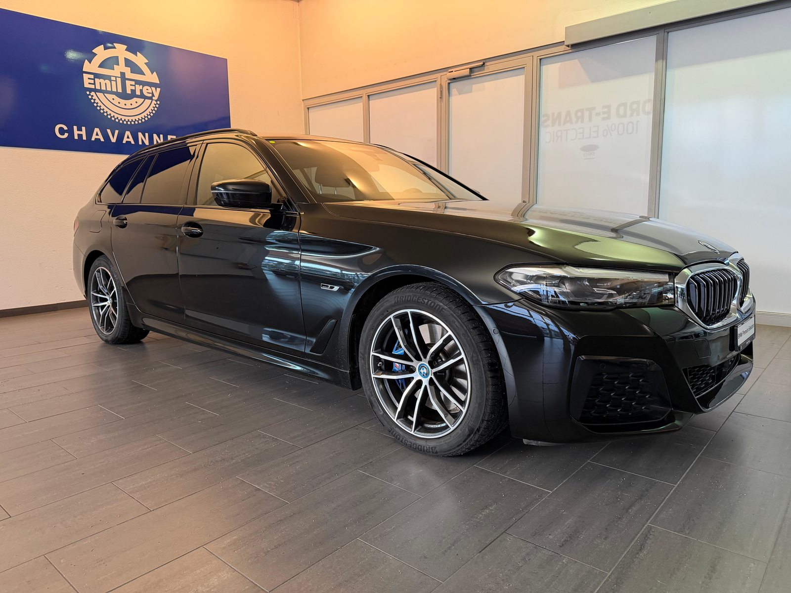 BMW 530e xDrive Touring M-Sport, Plug-in-Hybrid Benzina/Elettrica, Occasioni / Usate, Automatico - 2