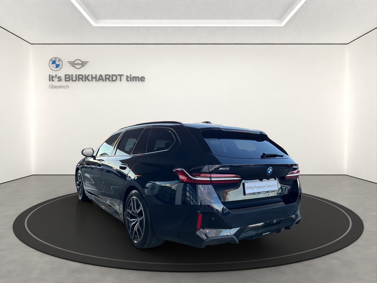 BMW 530e xDr Tour M Sport, Plug-in-Hybrid Benzin/Elektro, Occasion / Gebraucht, Automatik - 3